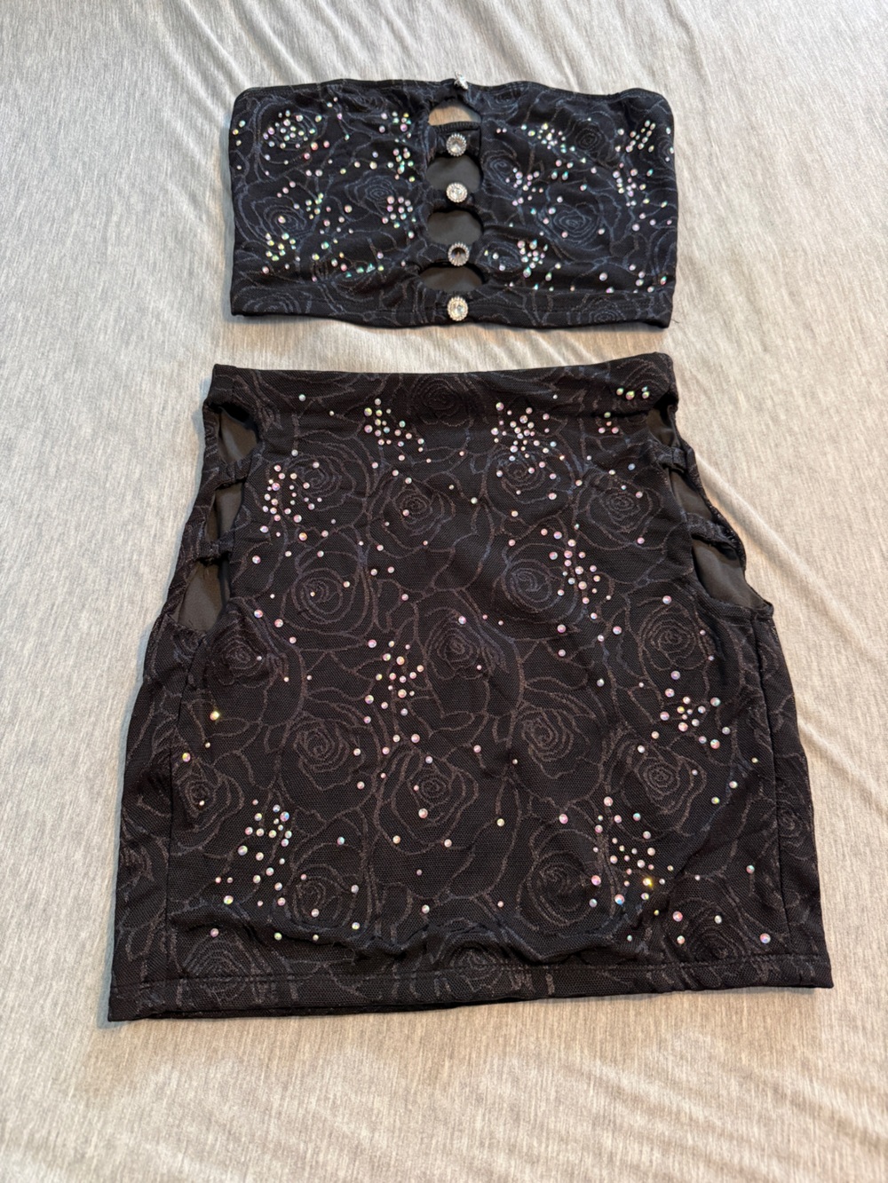 SHEIN Black Rose-Print Mesh Pencil Mini Skirt with Iridescent Studs